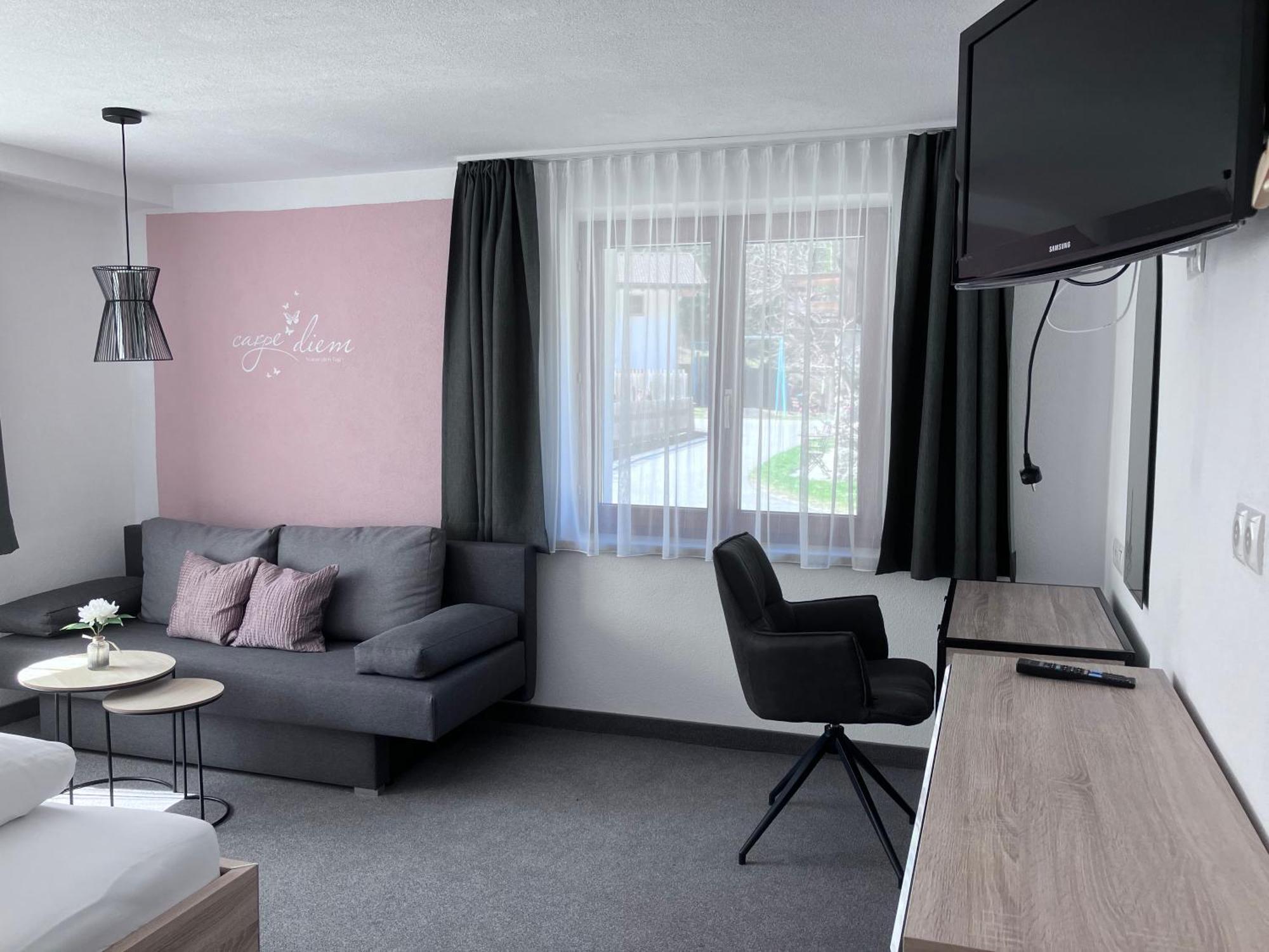 Hotel Haus Plankensteiner Kaunertal Esterno foto